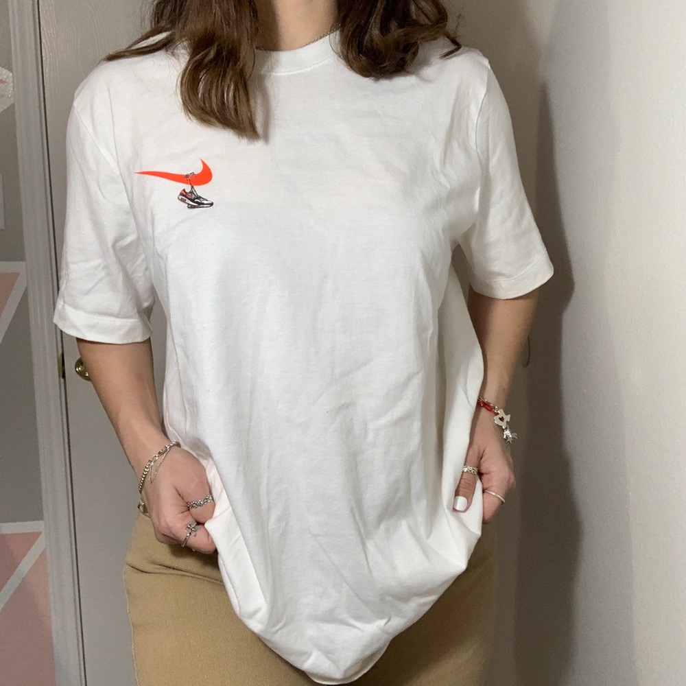 Nike tshirt